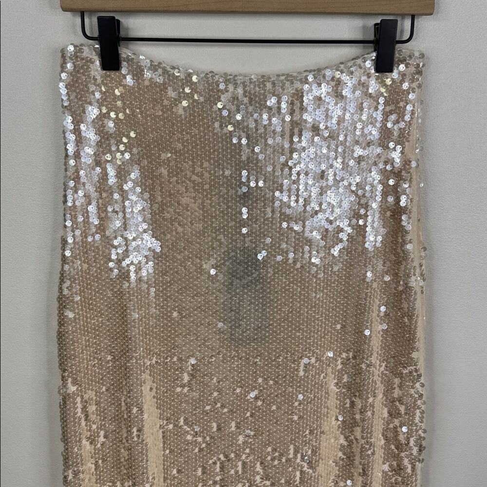 Gianni Bini Kate Sequin Maxi Skirt Dove Silver NWT Size Small Holiday Party - Picture 2 of 6